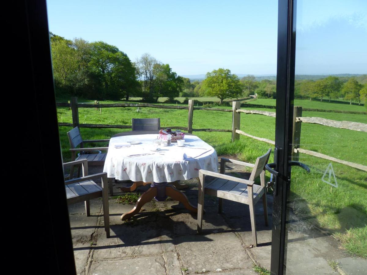 Moaps Farm B&B Support Small Business, Welcome, Check In From 5 Pm Danehill Esterno foto